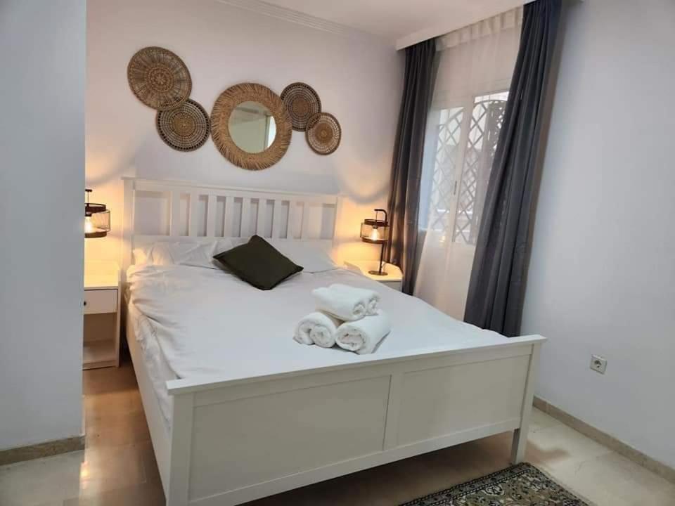 Apartment Beachfront Accommodation 埃斯特波纳 外观 照片