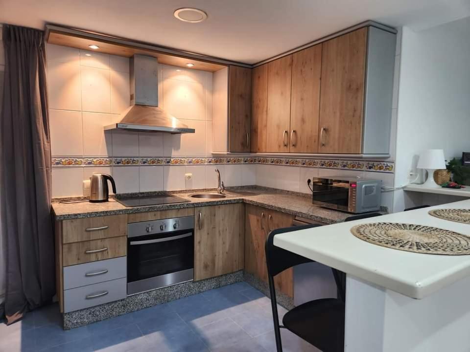 Apartment Beachfront Accommodation 埃斯特波纳 外观 照片